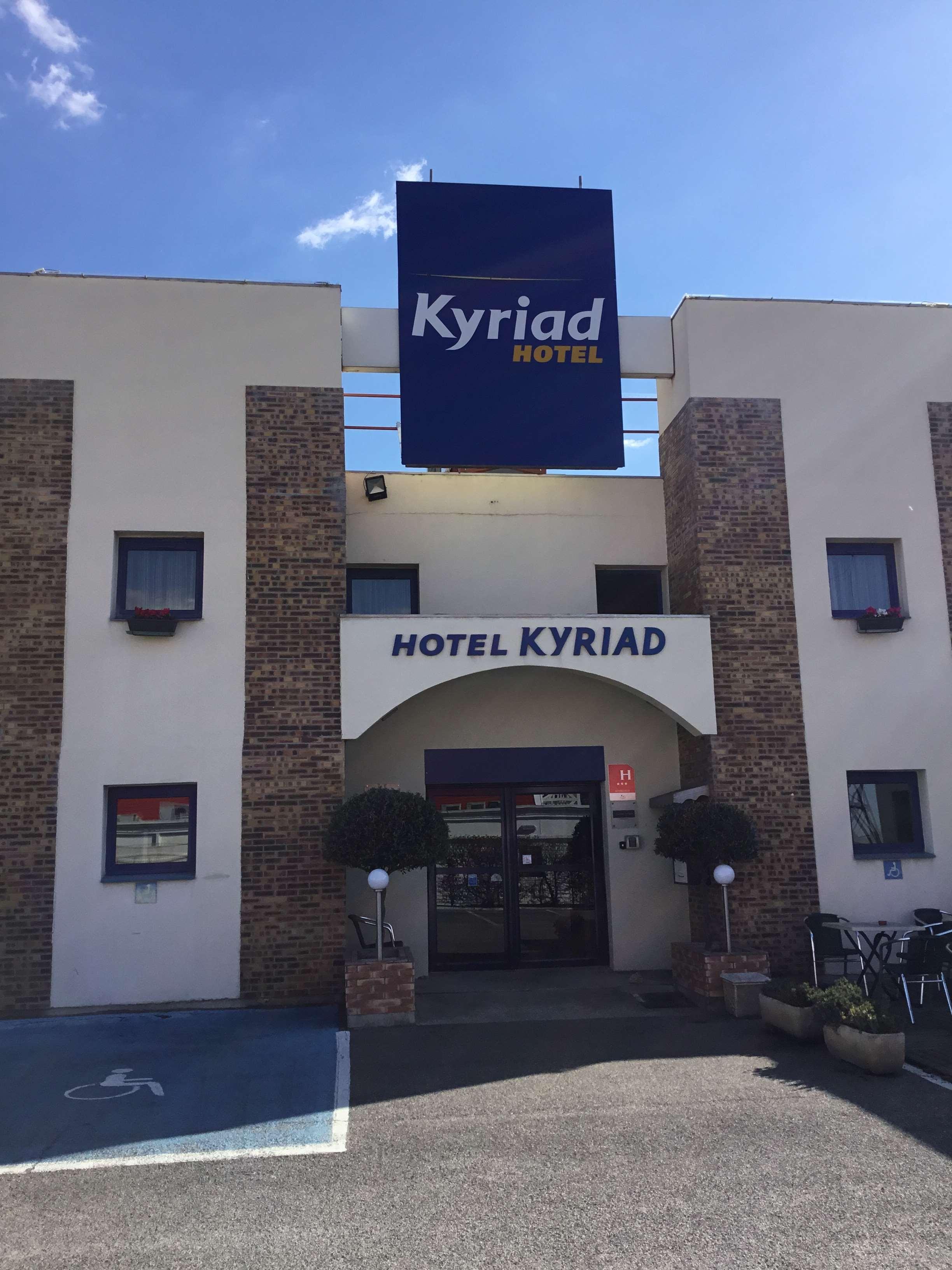 Kyriad Direct Arles Zewnętrze zdjęcie